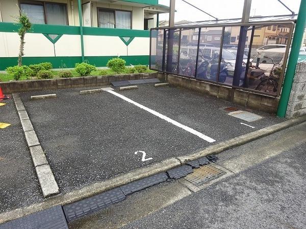 駐車場　駐車場！