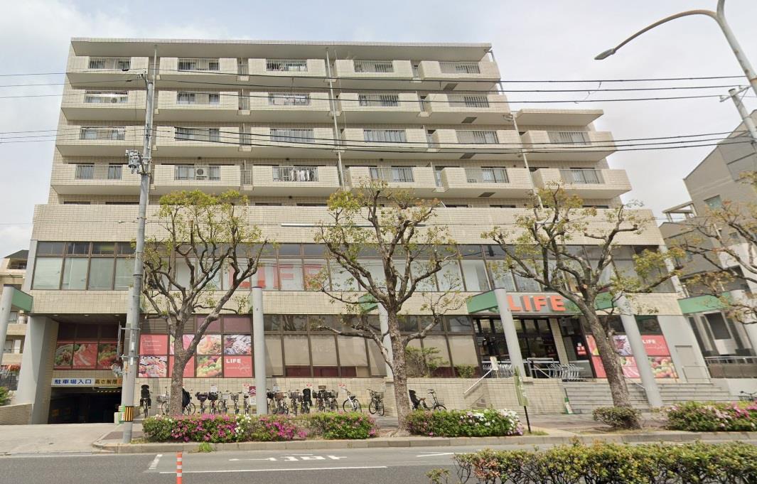 スーパー　ライフ御影店（スーパー）まで186m