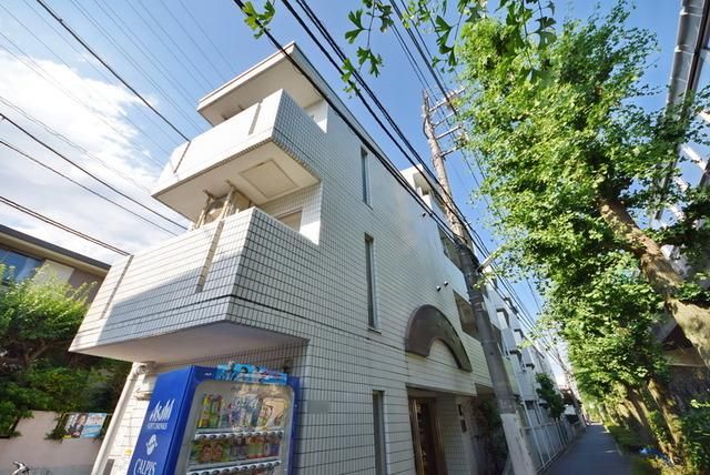 建物外観　★駅徒歩圏内★