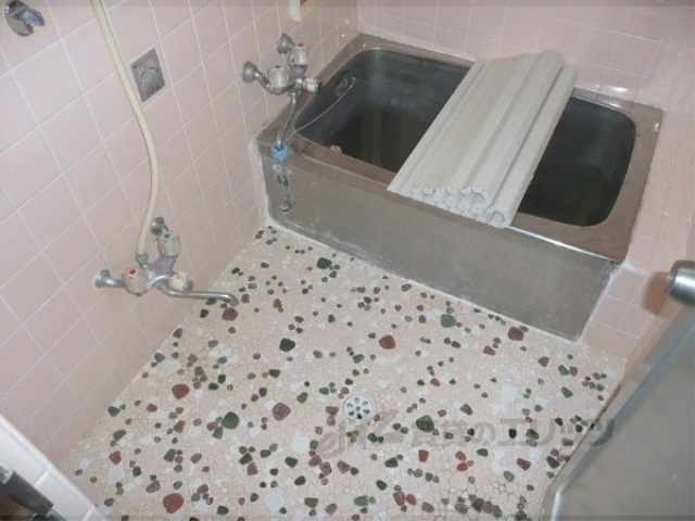 バス・シャワールーム　広めのお部屋です