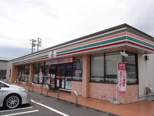 その他　セブンイレブン　松本二子橋店まで450m