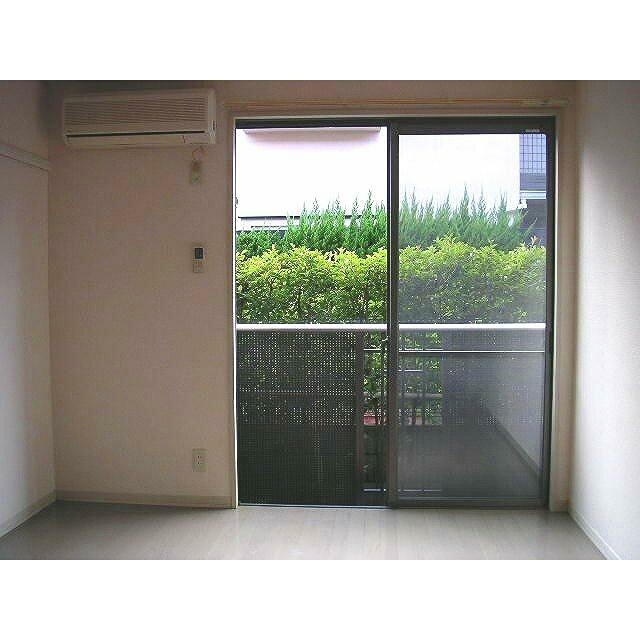 居室・リビング　※同仕様写真