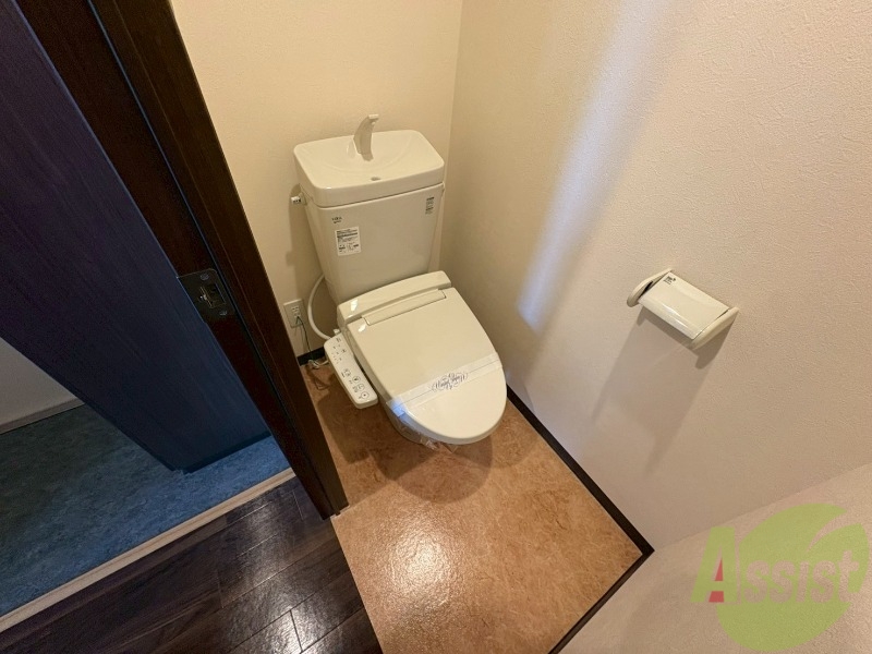 トイレ　ウォシュレット機能がついたトイレ。安心して使用できますね。