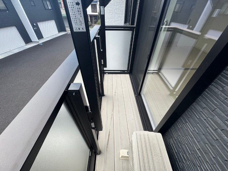 バルコニー　同物件別部屋イメージ