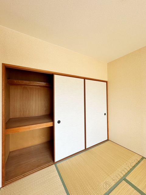 収納　たっぷりと収納できる押入♪♪