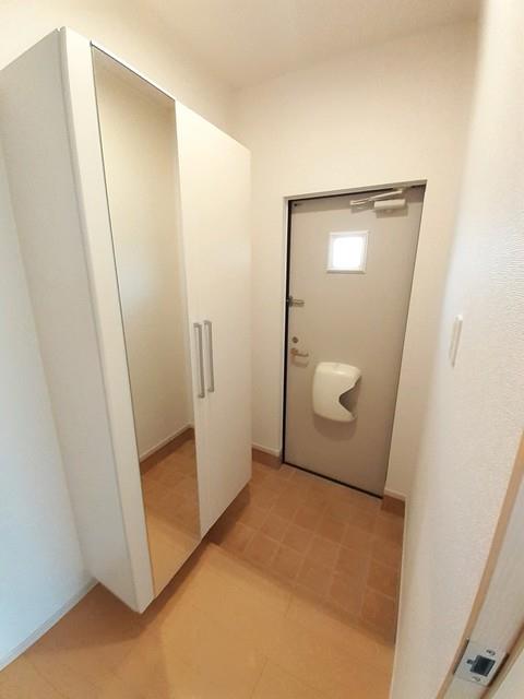 玄関　玄関です。