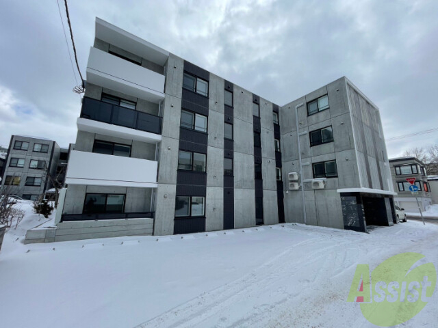 建物外観　札幌市東区北１２条東「アルファスクエア北１２東２」