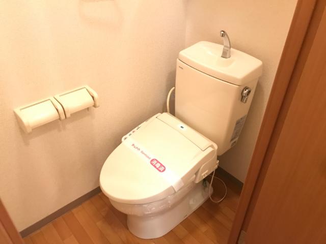 トイレ　シャワー付トイレ