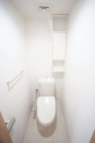 トイレ　※同物件、反転タイプの写真です。