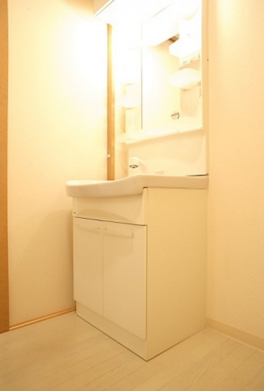 洗面設備　※別部屋の写真です