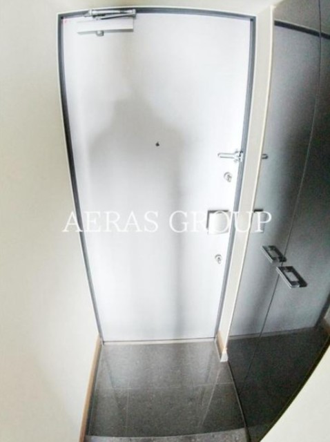 玄関　別部屋同仕様タイプ