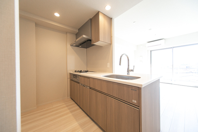 キッチン　※写真は同タイプ住戸です。