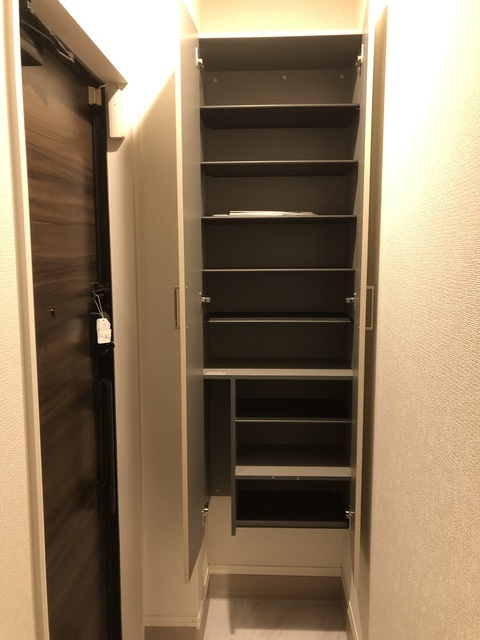 収納　大型シューズＢＯＸ