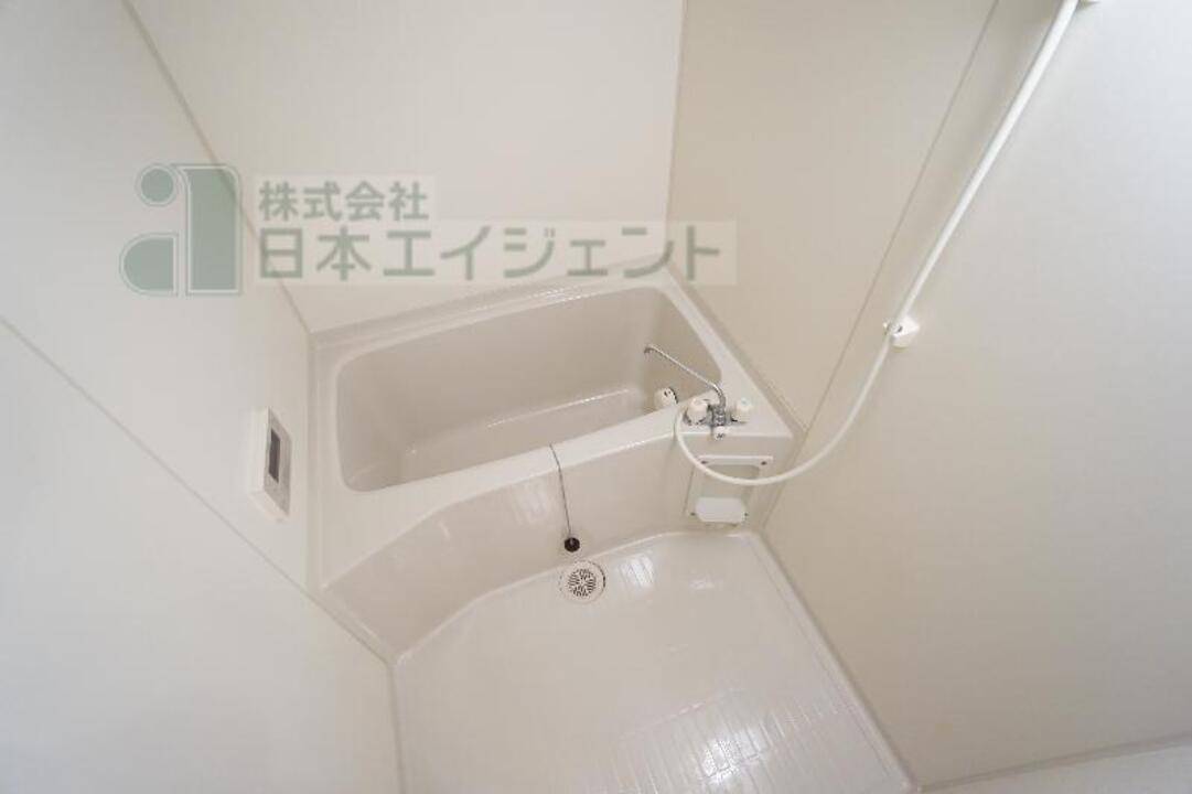 バス・シャワールーム　浴室