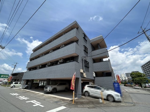 建物外観　実際のご見学いかがでしょうか？お気軽にお問い合わせください！