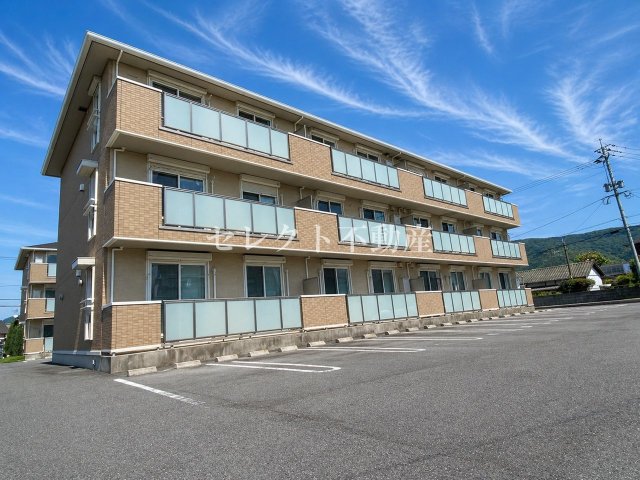 建物外観　【ライジングサン西宮 B棟】