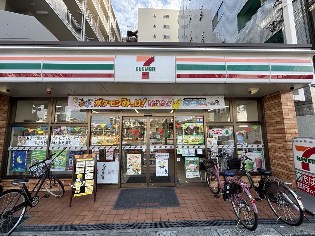 コンビニ　セブンイレブン大阪東淀川駅前店（コンビニ）まで120m