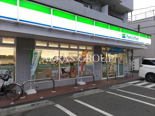コンビニ　ファミリーマート 横浜長津田町店（コンビニ）まで360m