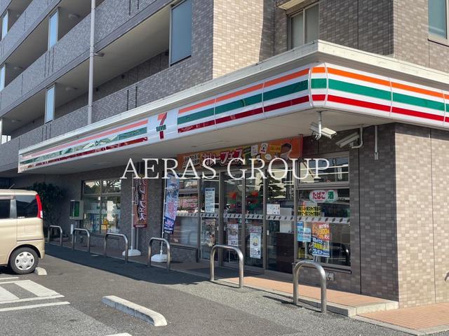 コンビニ　セブン-イレブン さいたま上峰店（コンビニ）まで412m