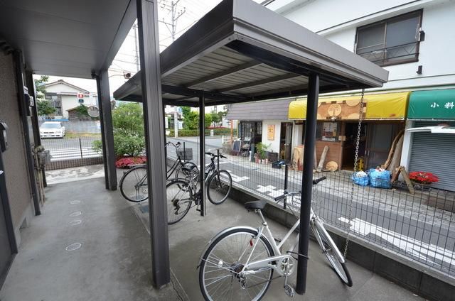 その他共有部分　☆駐輪場♪屋根付きです♪☆
