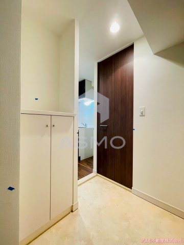 玄関　同マンション別部屋参考写真