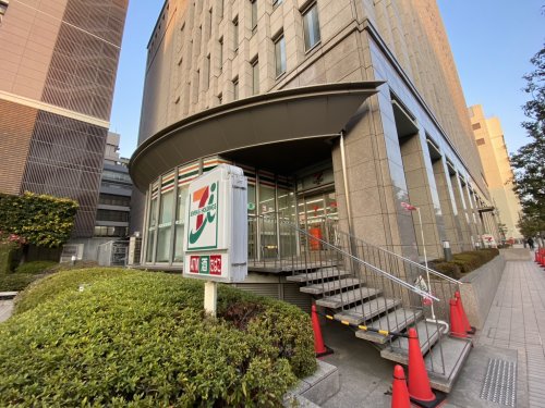 コンビニ　セブンイレブン 大阪常盤町１丁目店（コンビニ）まで195m