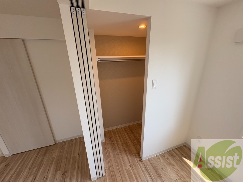 収納　収納もバッチリあるのでお部屋が片付きますよ！