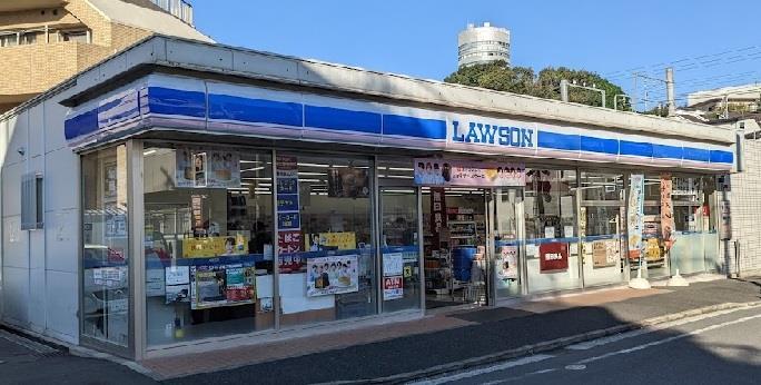 コンビニ　ローソン港北篠原町表谷店（コンビニ）まで754m
