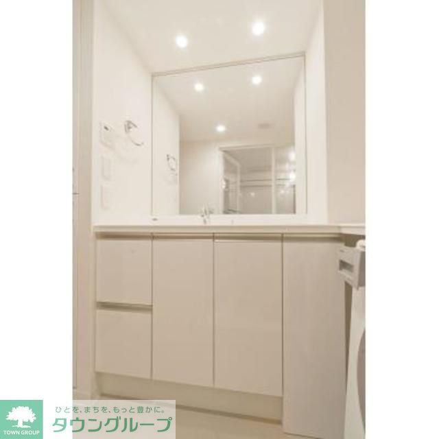 洗面設備　※写真は同タイプ住戸です。