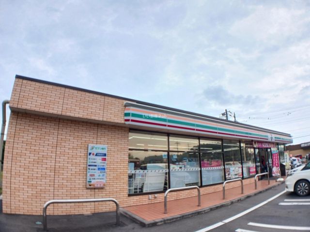 コンビニ　セブンイレブン 笠間土師店（コンビニ）まで2832m