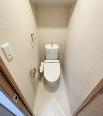 トイレ　※同建物別部屋