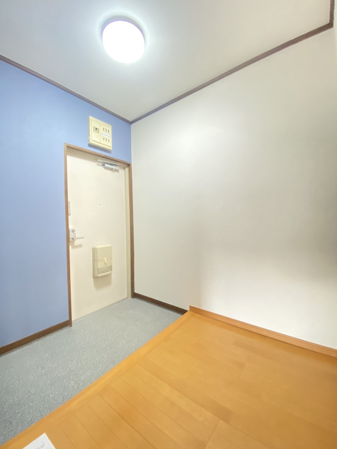 レジデンスエイトの玄関写真