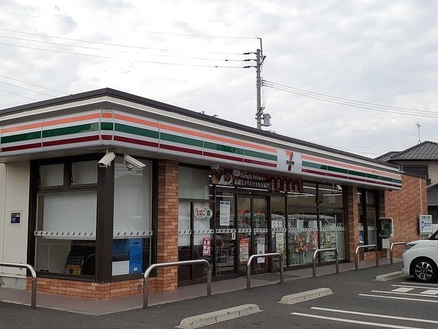 コンビニ　セブンイレブン良町２丁目店（コンビニ）まで150m