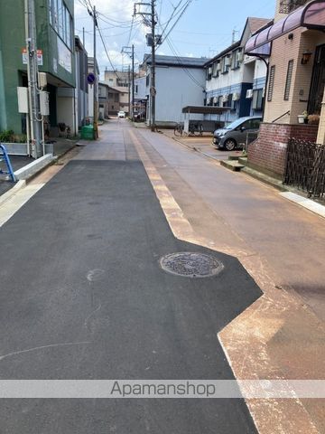 その他　前面道路（その他）まで0m