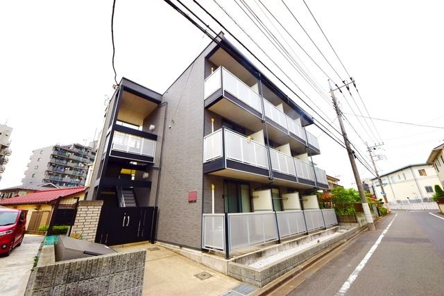 建物外観　★見てくださこのどっしりとした外観を★