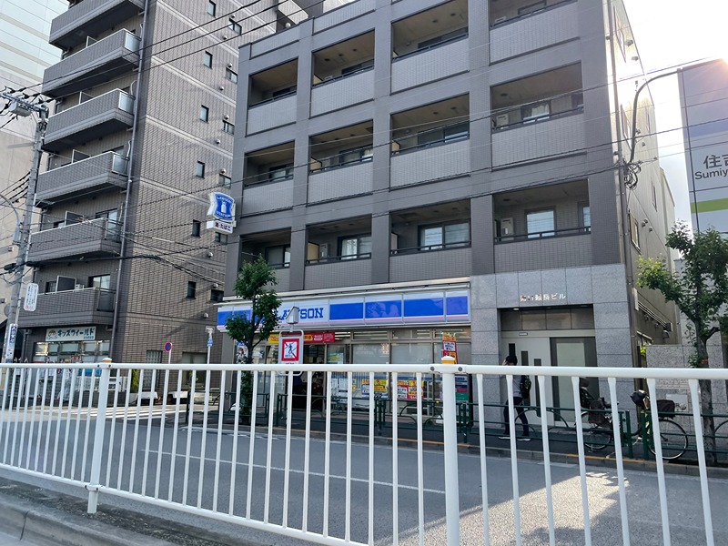 コンビニ　ローソン 江東住吉二丁目店（コンビニ）まで724m