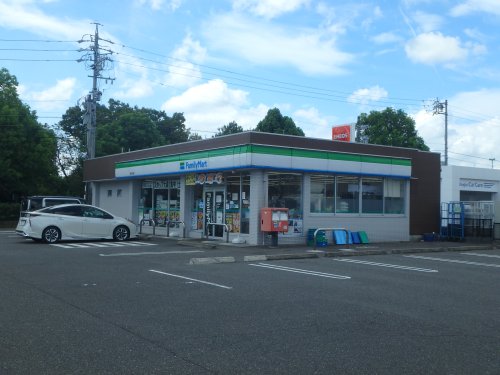 コンビニ　ファミリーマート岐阜島南公園前店（コンビニ）まで317m