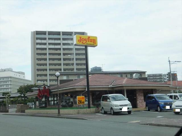 飲食店　ジョイフル二本木店（飲食店）まで440m