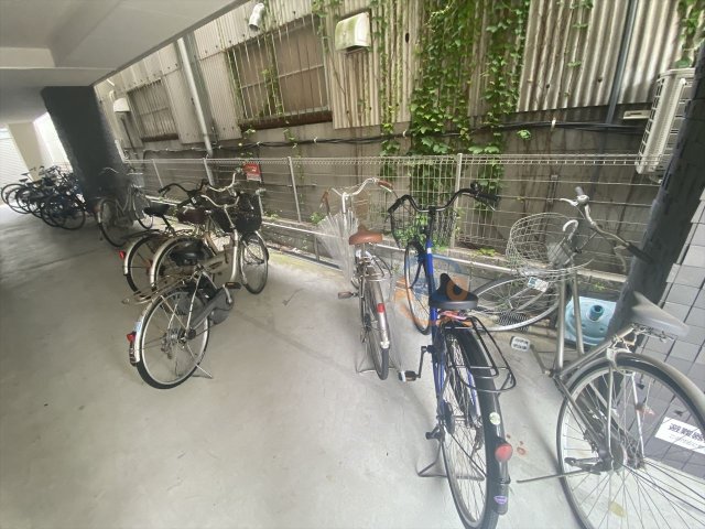 駐車場　プレアデス玉造東　駐輪場