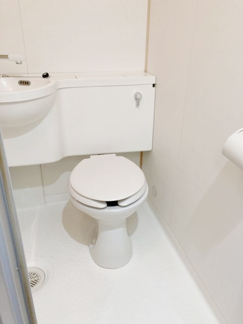 トイレ　※写真は同タイプの別室のものです。