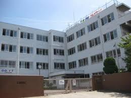 中学校　高槻市立川西中学校（中学校）まで1416m