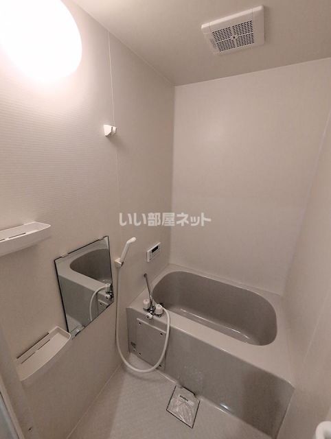 COLLINA呉本通の風呂写真