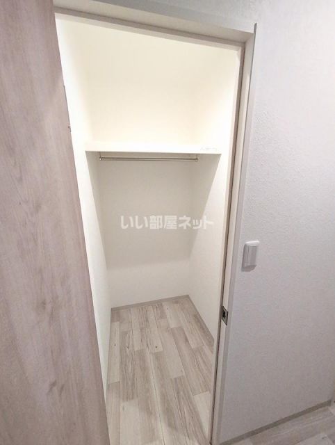 COLLINA呉本通の内装写真
