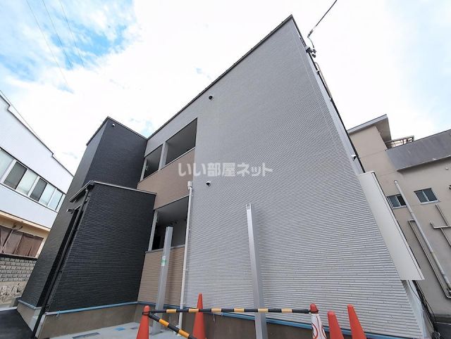 COLLINA呉本通の外観写真