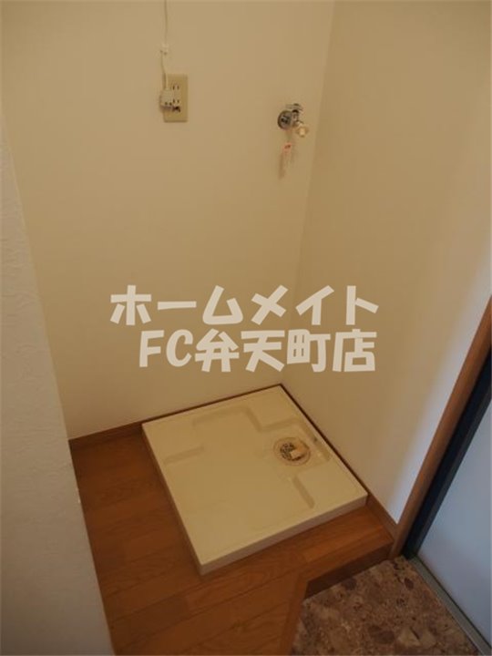 その他　室内洗濯機置き場です