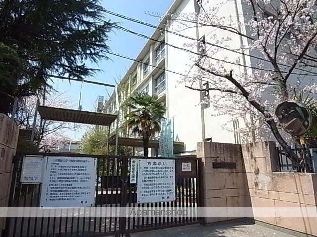 小学校　尼崎市立小学校浜小学校（小学校）まで531m