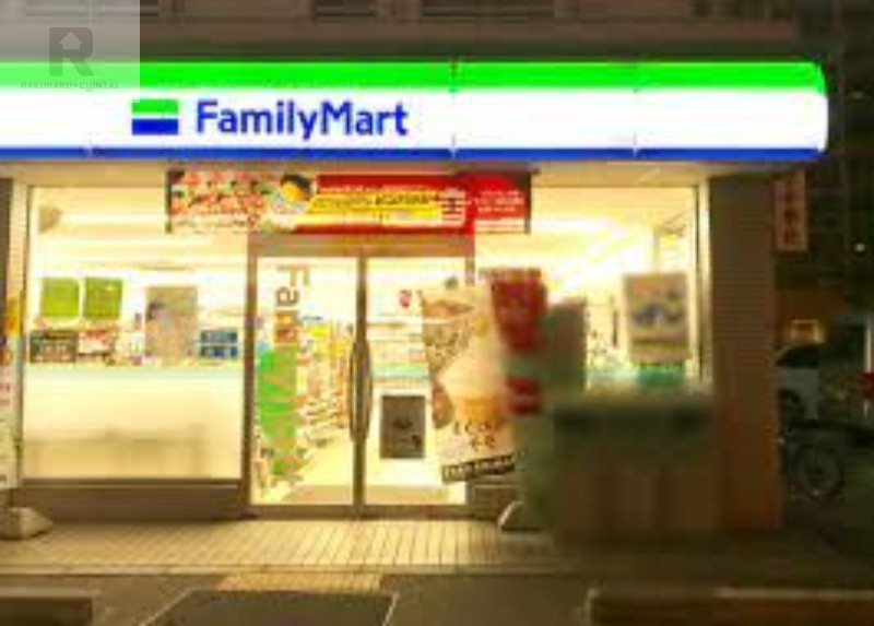 コンビニ　ファミリーマート浪速敷津東店（コンビニ）まで109m