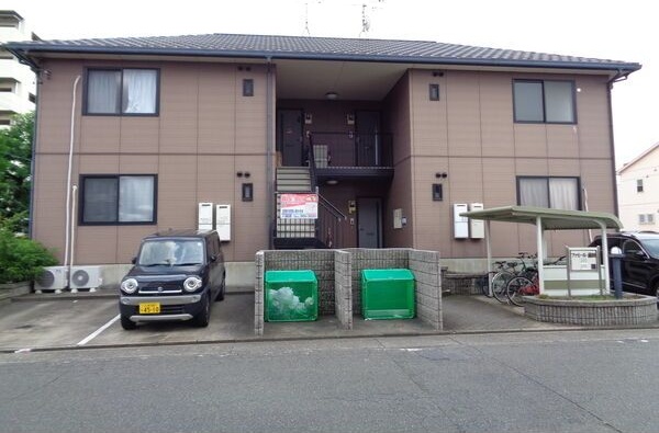 ファミール前田A棟