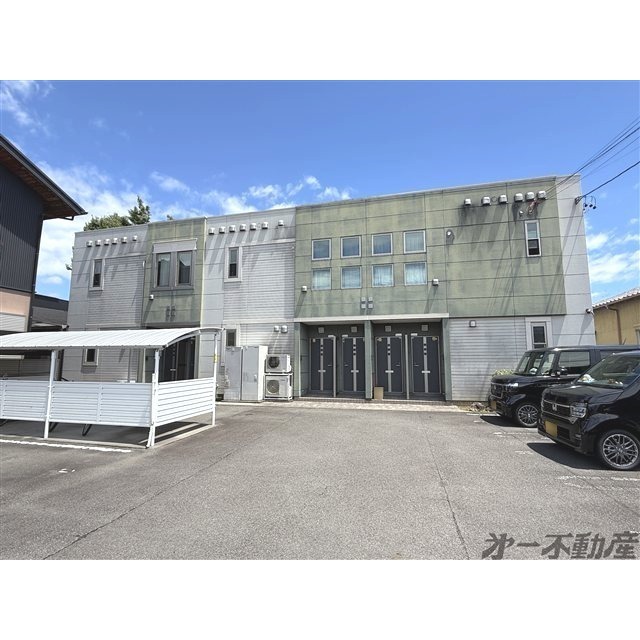エントランス　建物外観