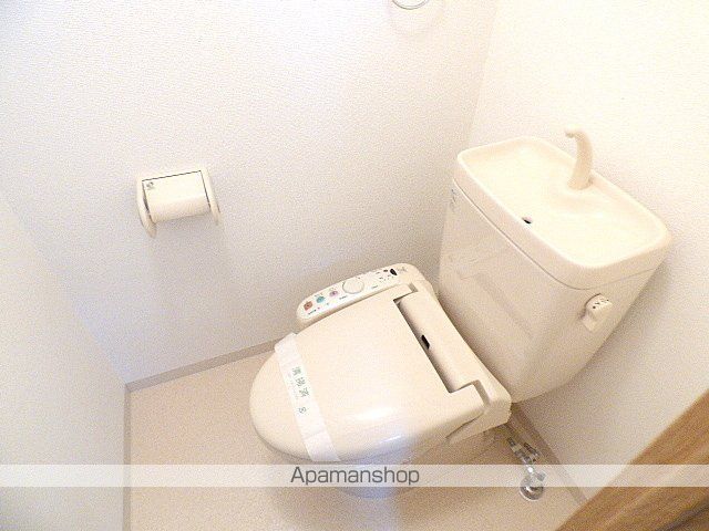 地下鉄中央線 谷町四丁目駅 徒歩4分 10階建 築24年のトイレ写真
